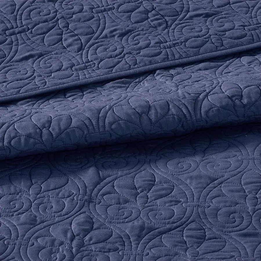 Quebec Twin Reversible Bedspread Set Navy Olliix.com