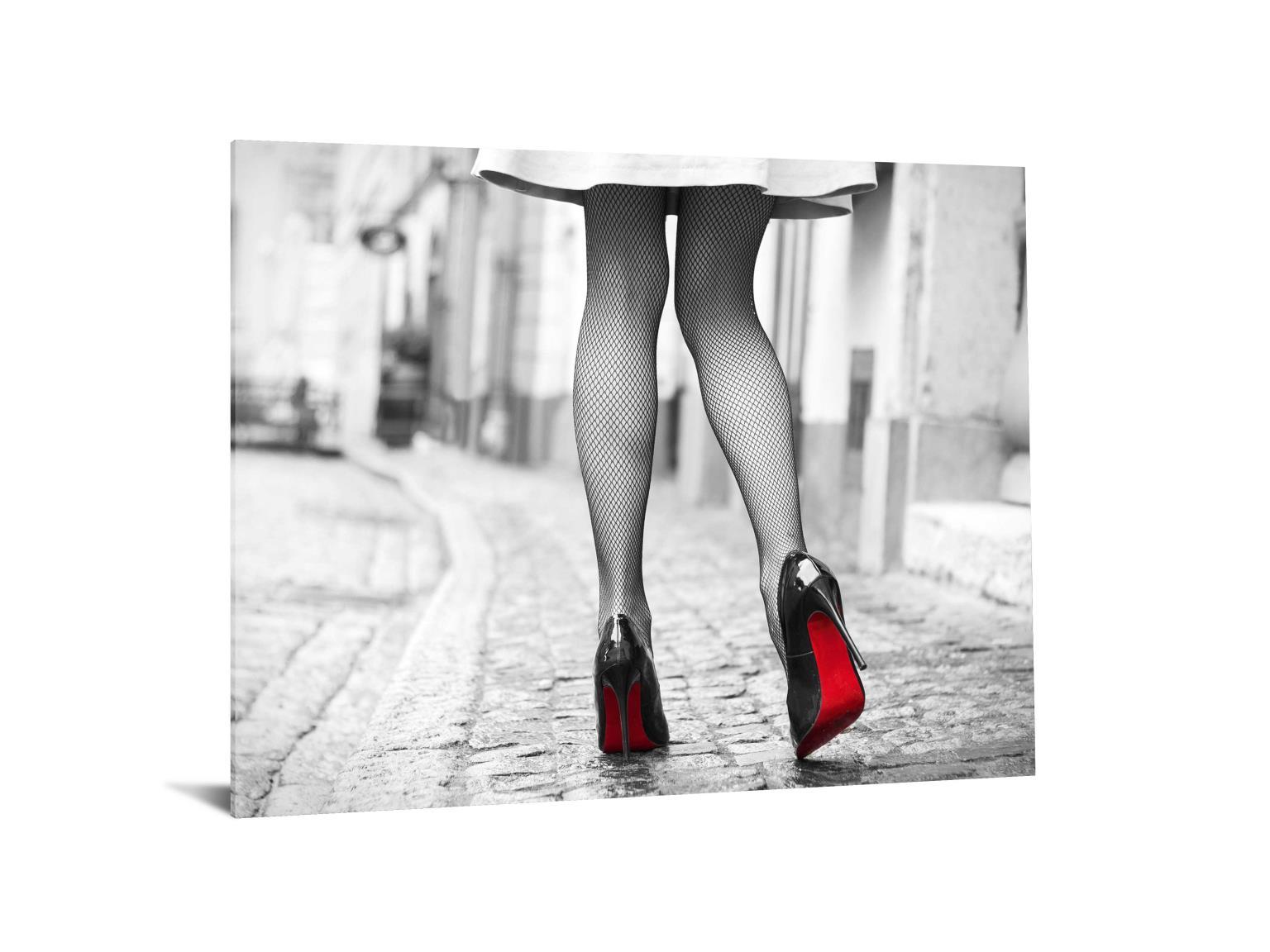 Floating Tempered Glass With Foil Shoes With Red - Pearl Silver Classy Art
