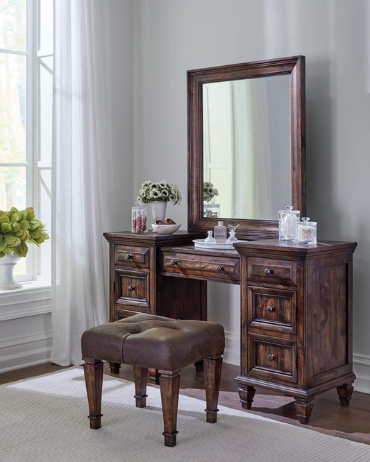 G223033 Vanity Desk