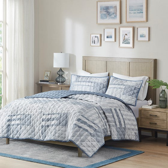 3 Piece Jacquard Patchwork Quilt Set Blue Full/Queen Olliix.com