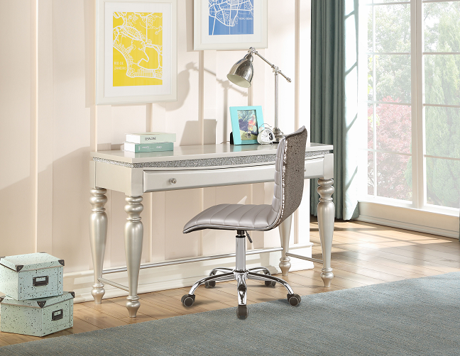 Maverick Platinum Desk ACME East