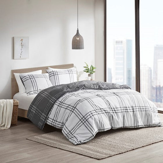 Plaid Reversible Comforter Set White/Gray Twin XL Olliix.com