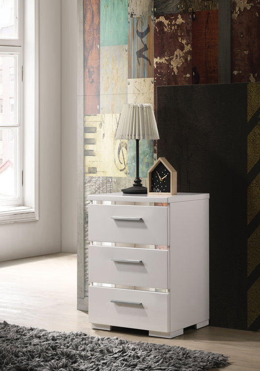 Magnar White (High Gloss) Accent Table ACME East