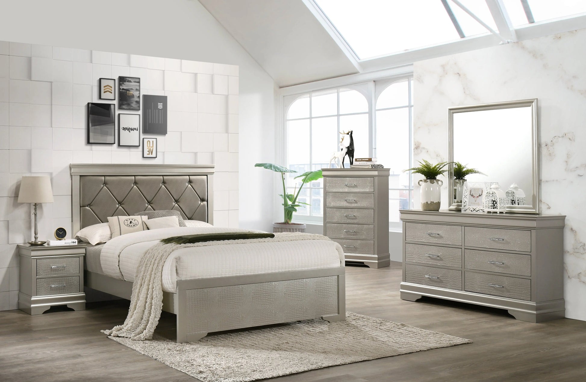 Amalia Silver Upholstered Panel Bedroom Set Crown Mark