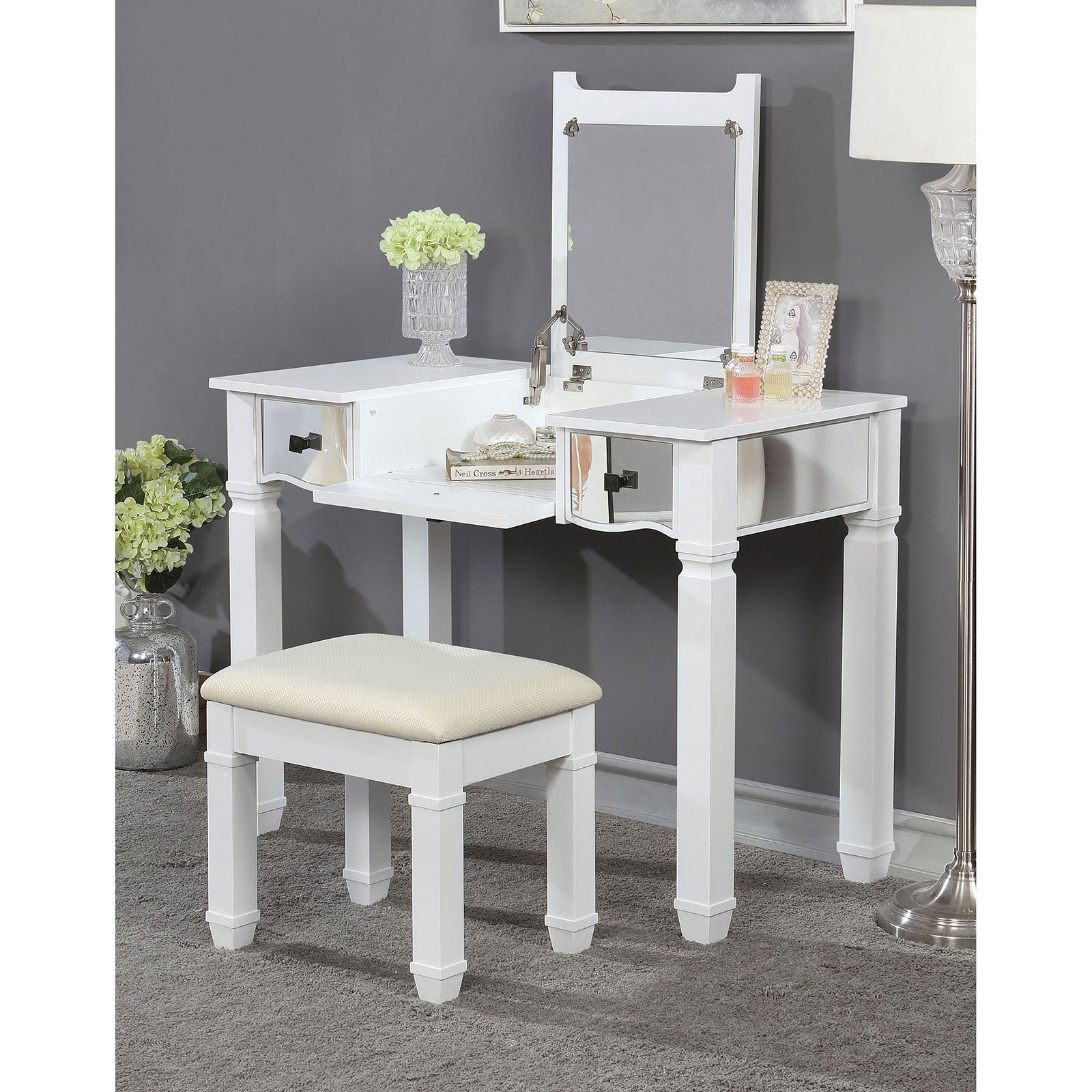 Jaylynn White Vanity w/ Stool FOA East