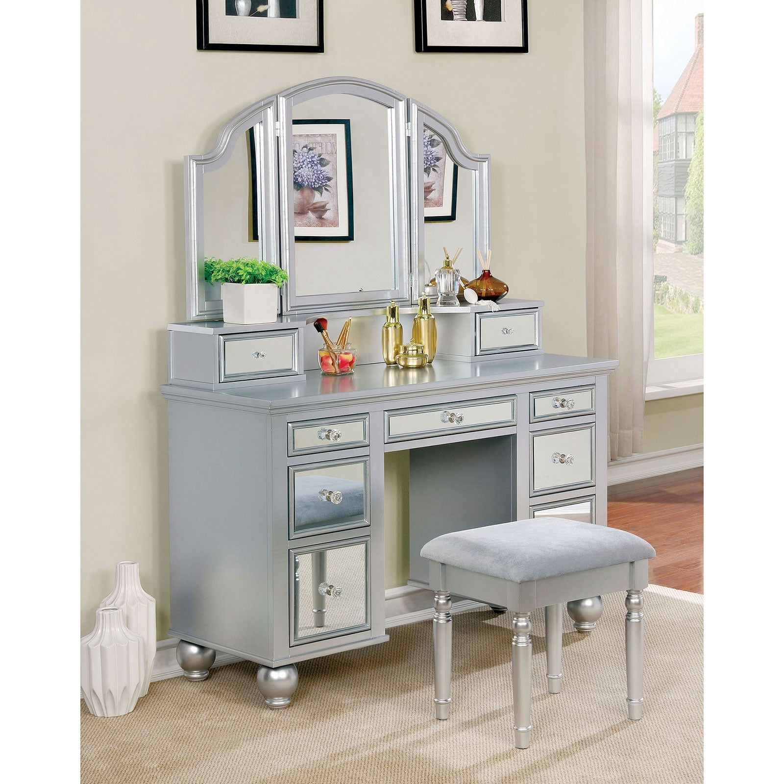 TRACY Silver Vanity w/ Stool FOA East