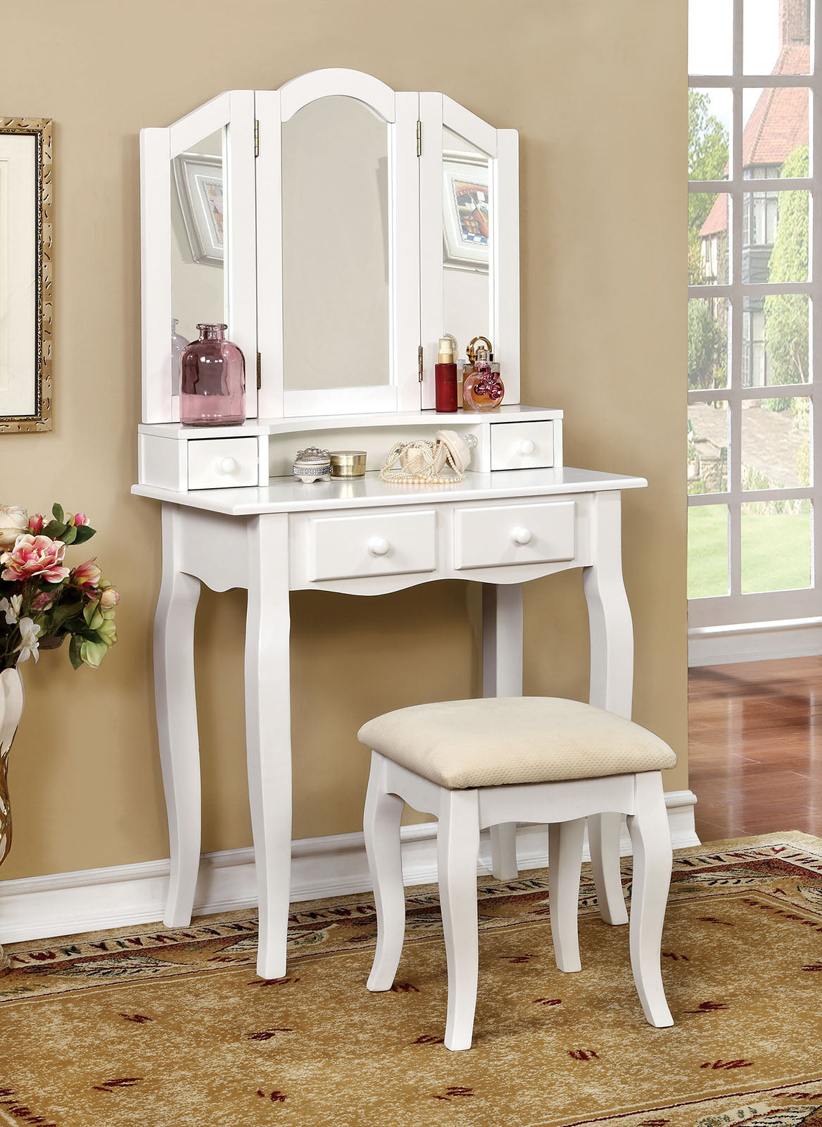 Janelle White Vanity w/ Stool FOA East