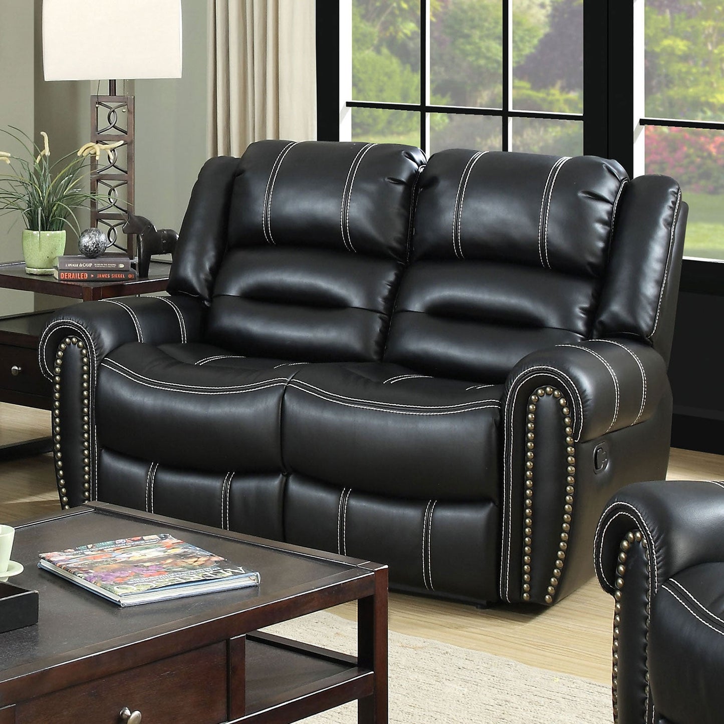 FREDERICK Black Love Seat FOA East