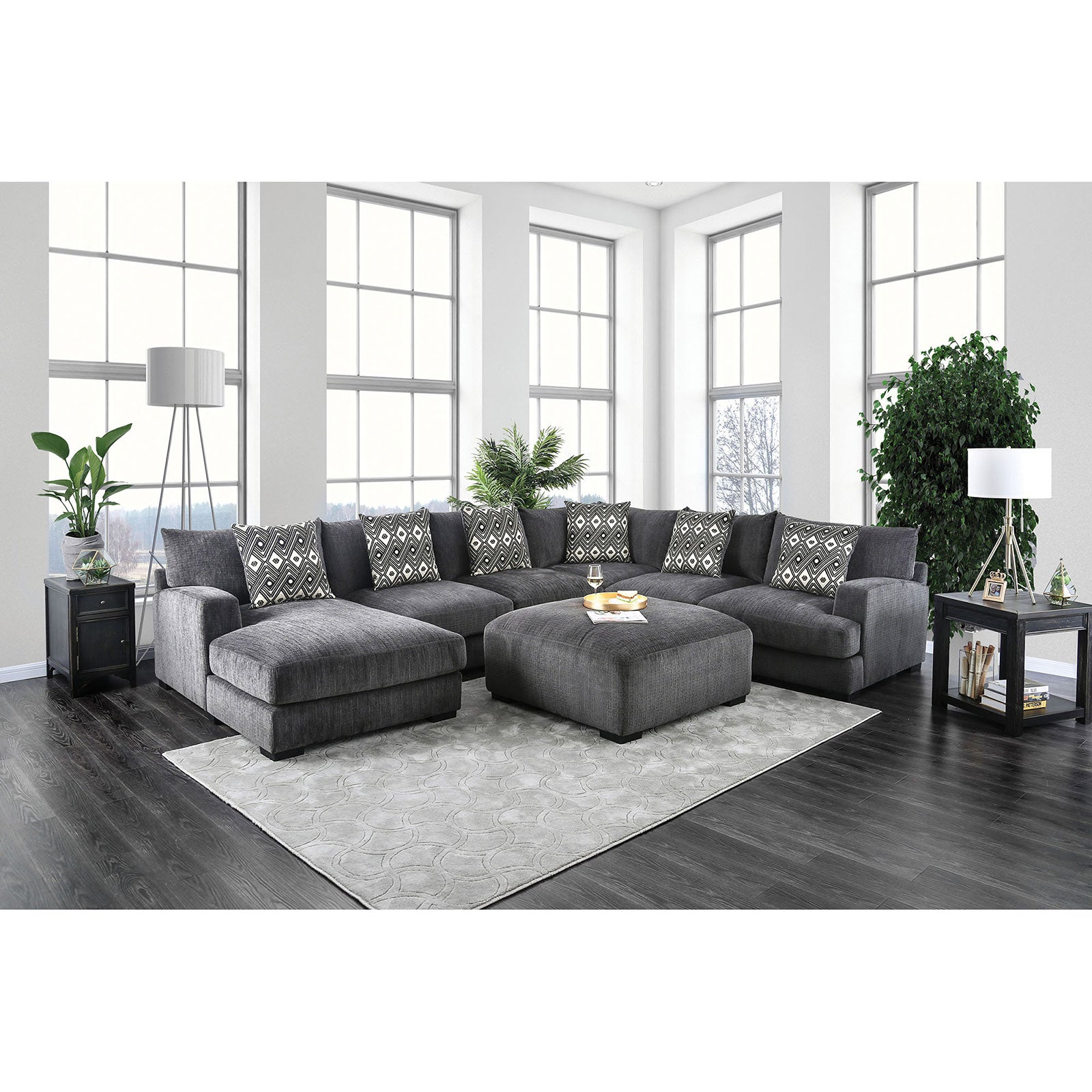 Kaylee Gray U-Shaped Sectional FOA East