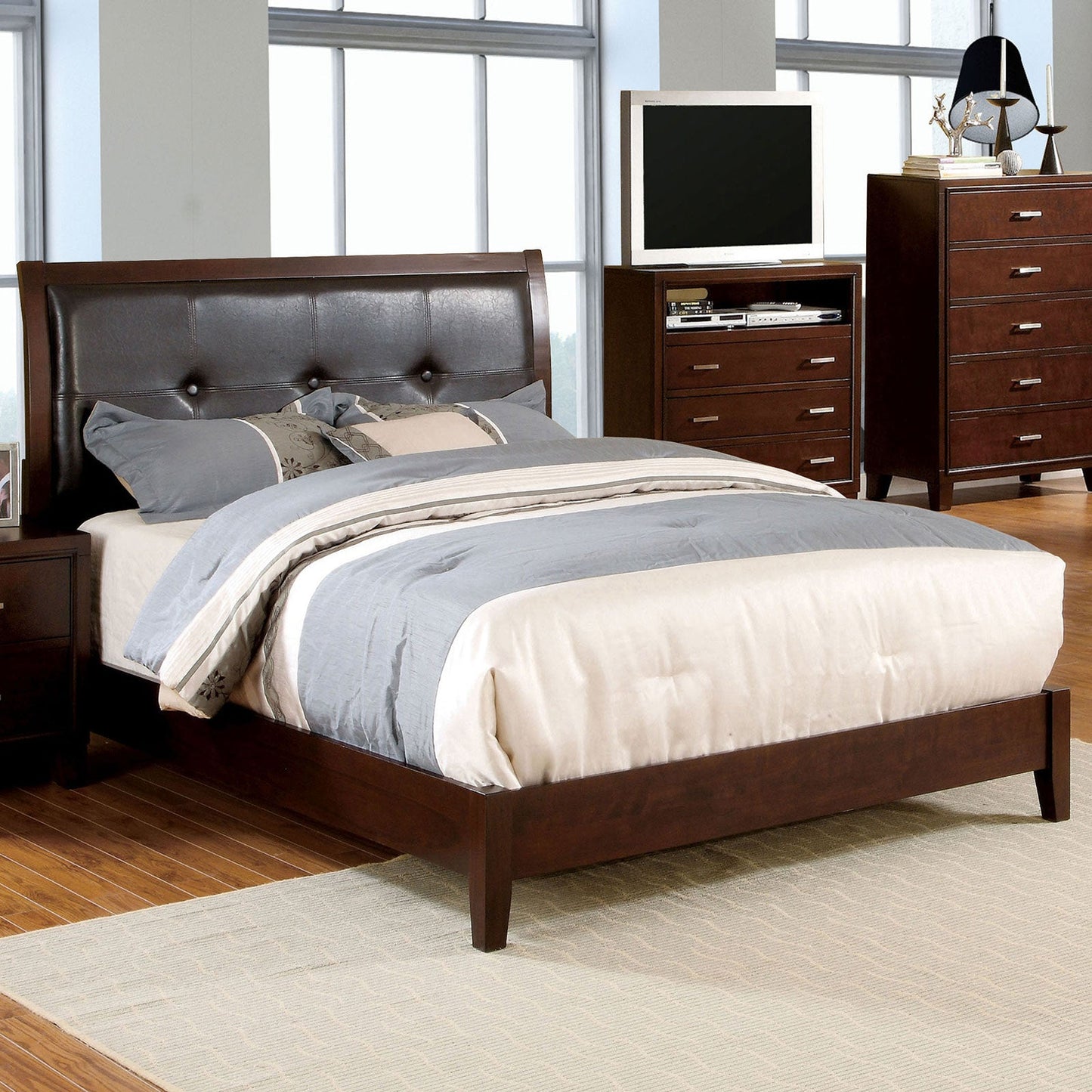 Enrico I Brown Cherry Full Bed FOA East