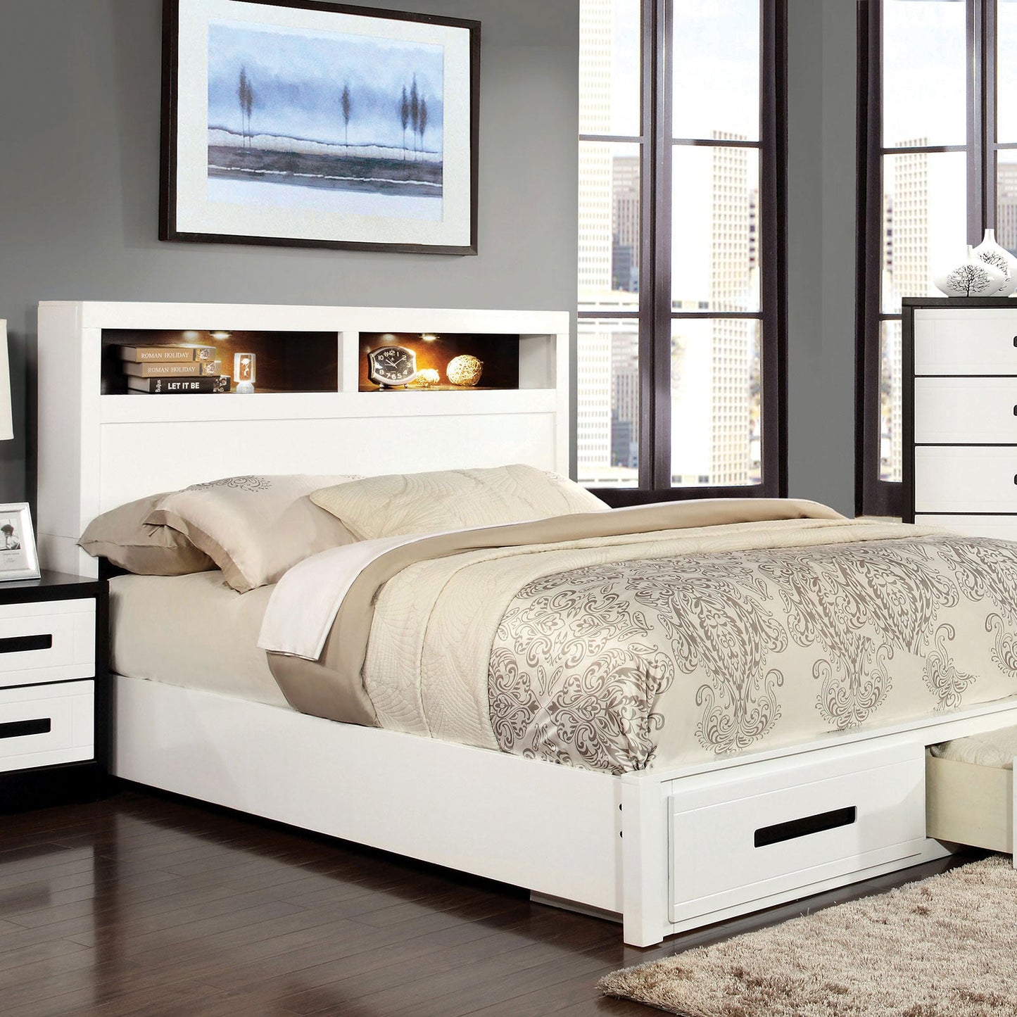 RUTGER White/Black Queen Bed FOA East