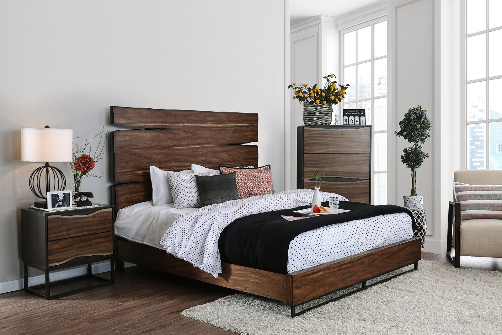 Fulton Dark Oak/Dark Walnut 4 Pc. Queen Bedroom Set FOA East