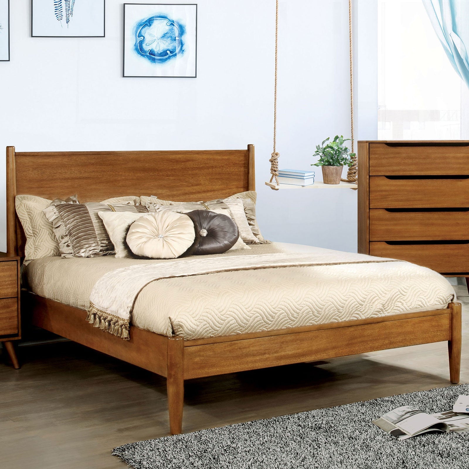 Lennart Oak Queen Bed FOA East