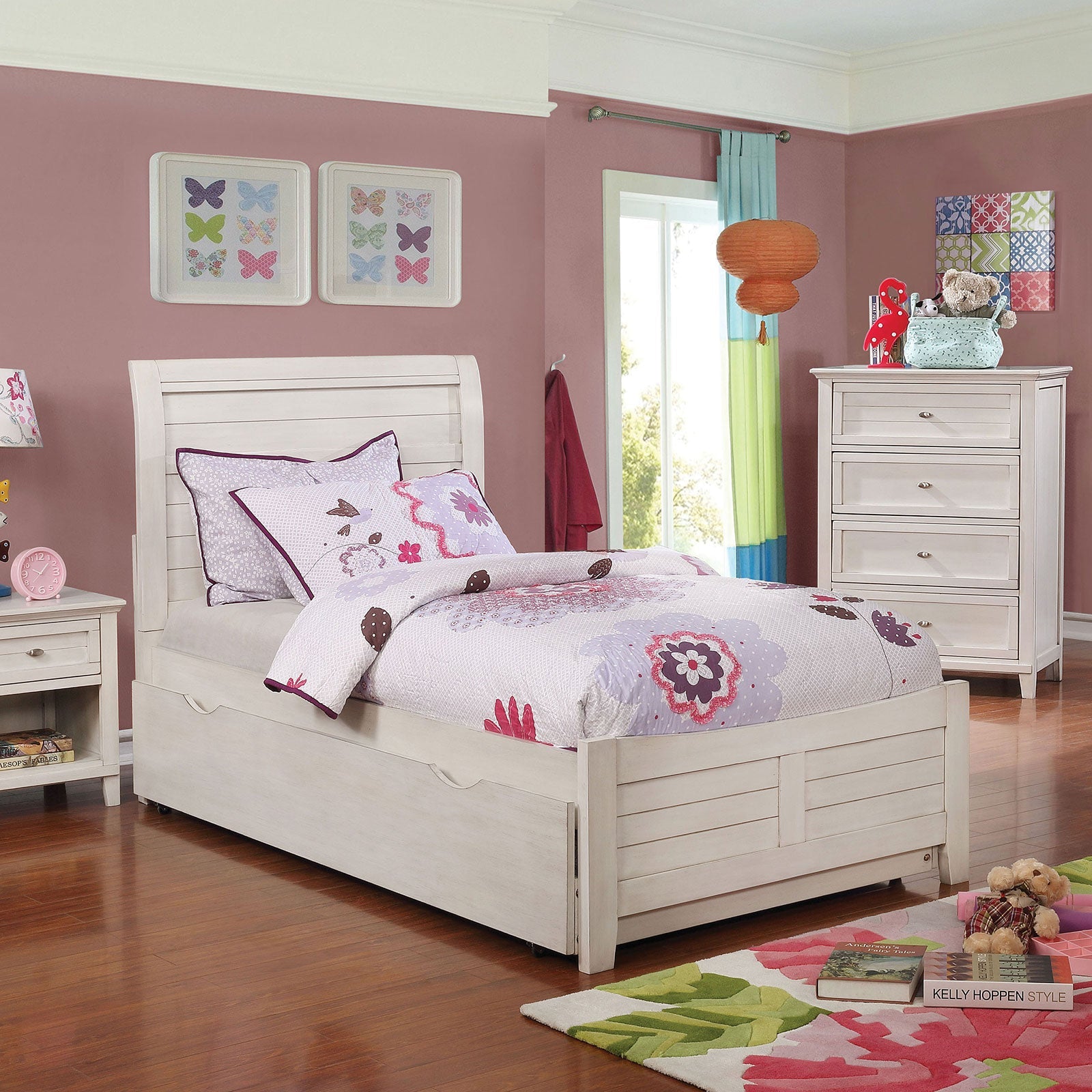 Brogan Antique White Full Bed FOA East