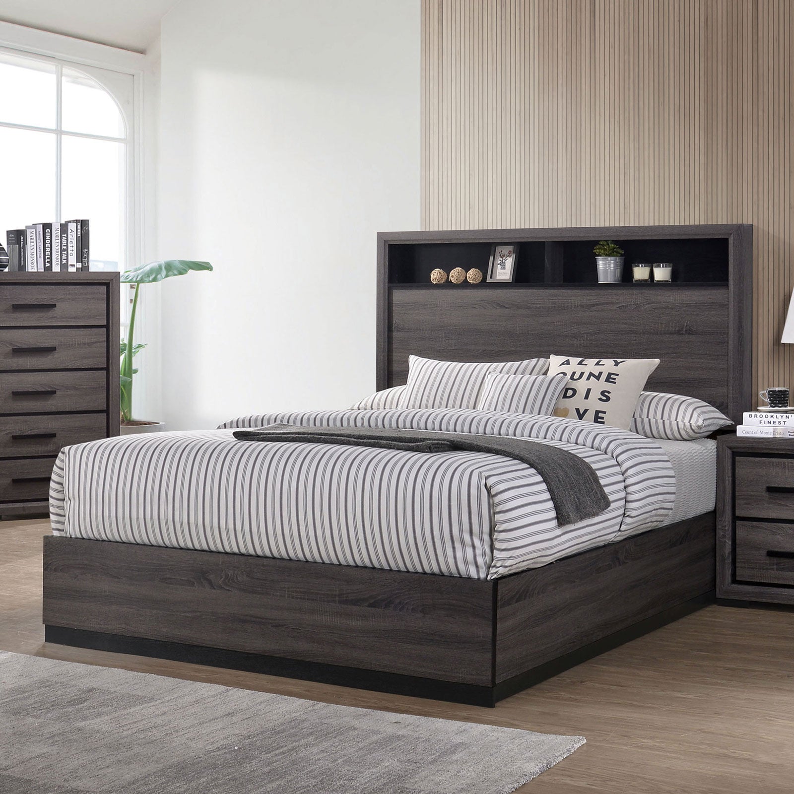 Conwy Gray Queen Bed FOA East