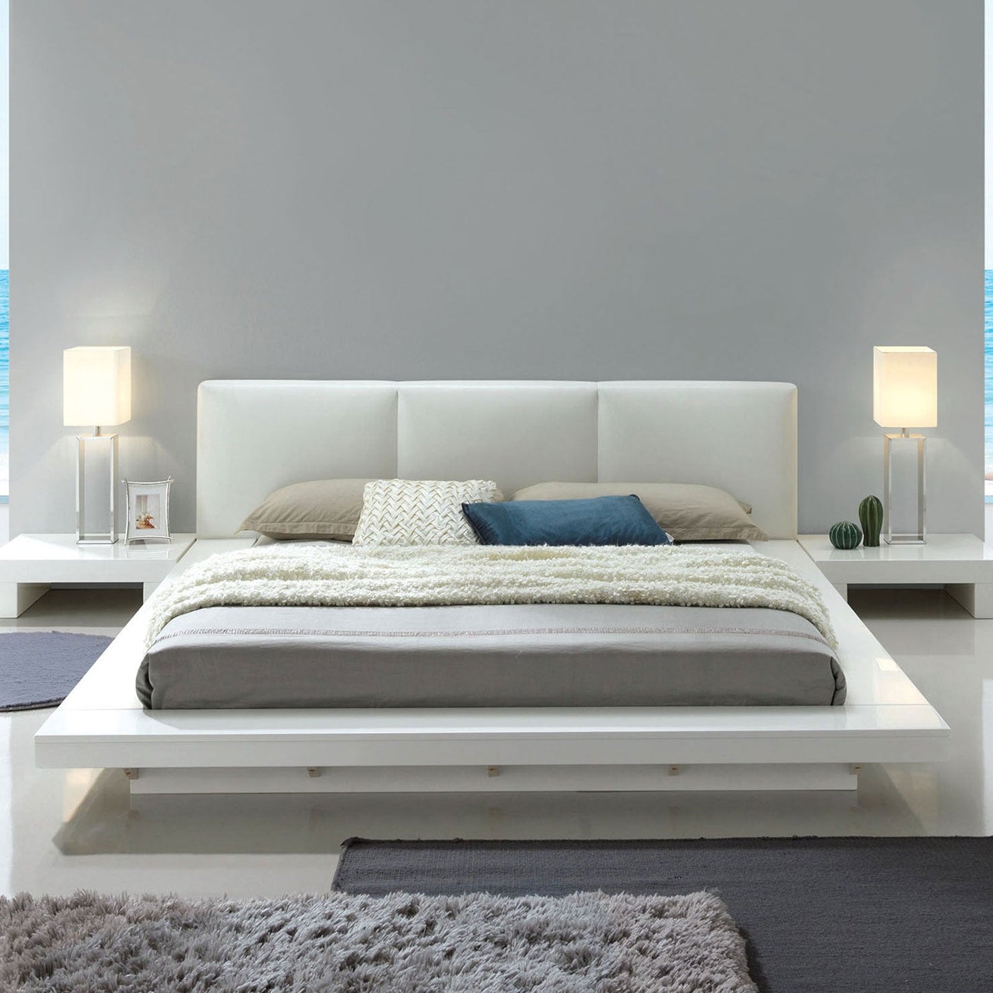 Christie Glossy White Cal.King Bed FOA East