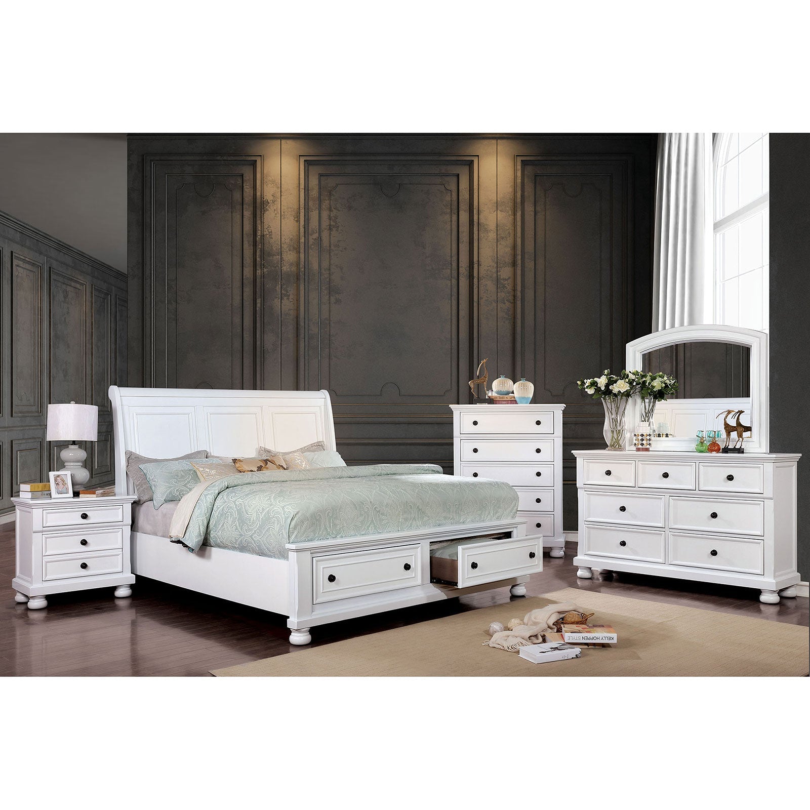 Castor White 5 Pc. Queen Bedroom Set w/ Chest FOA East