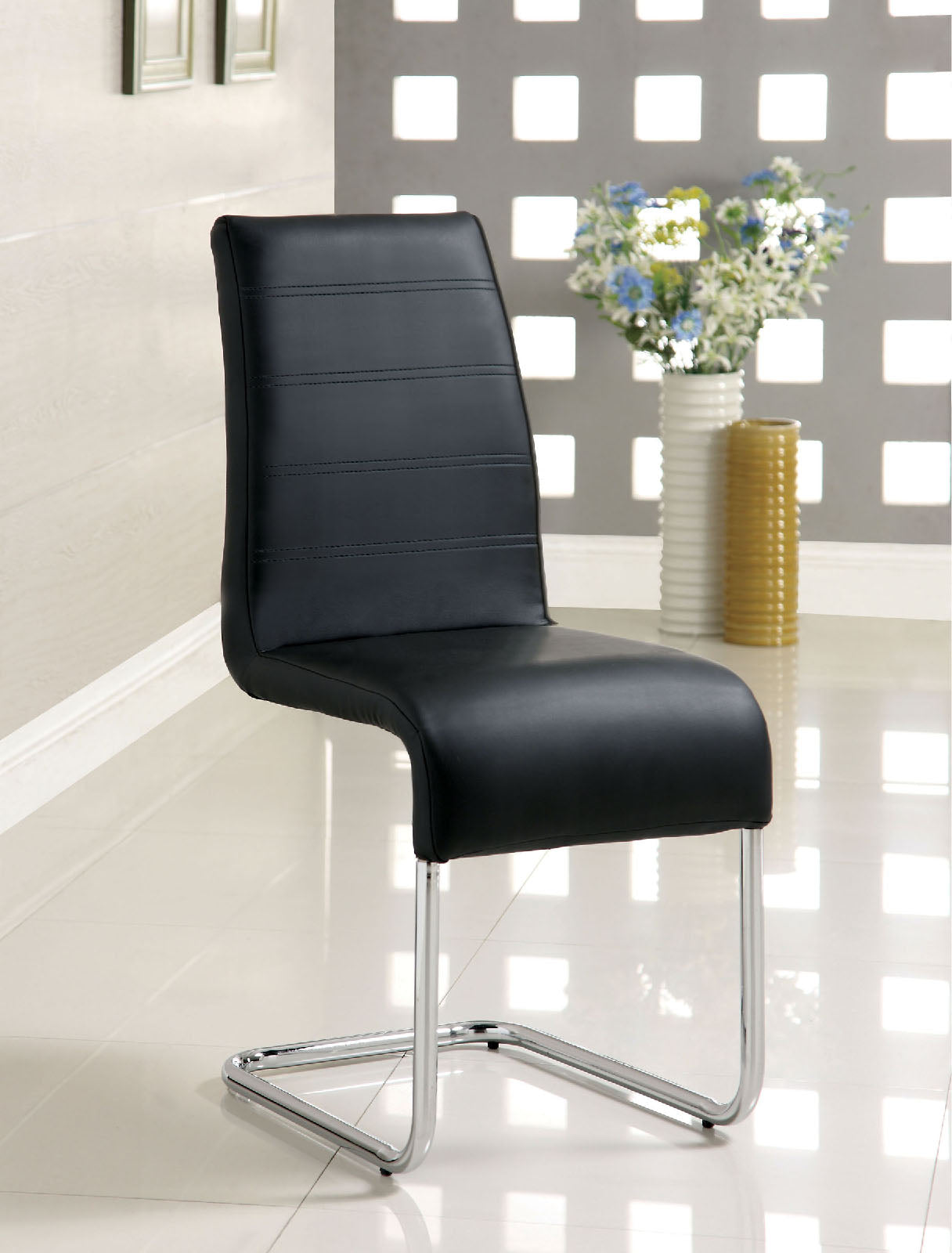 Mauna Black Side Chair FOA East