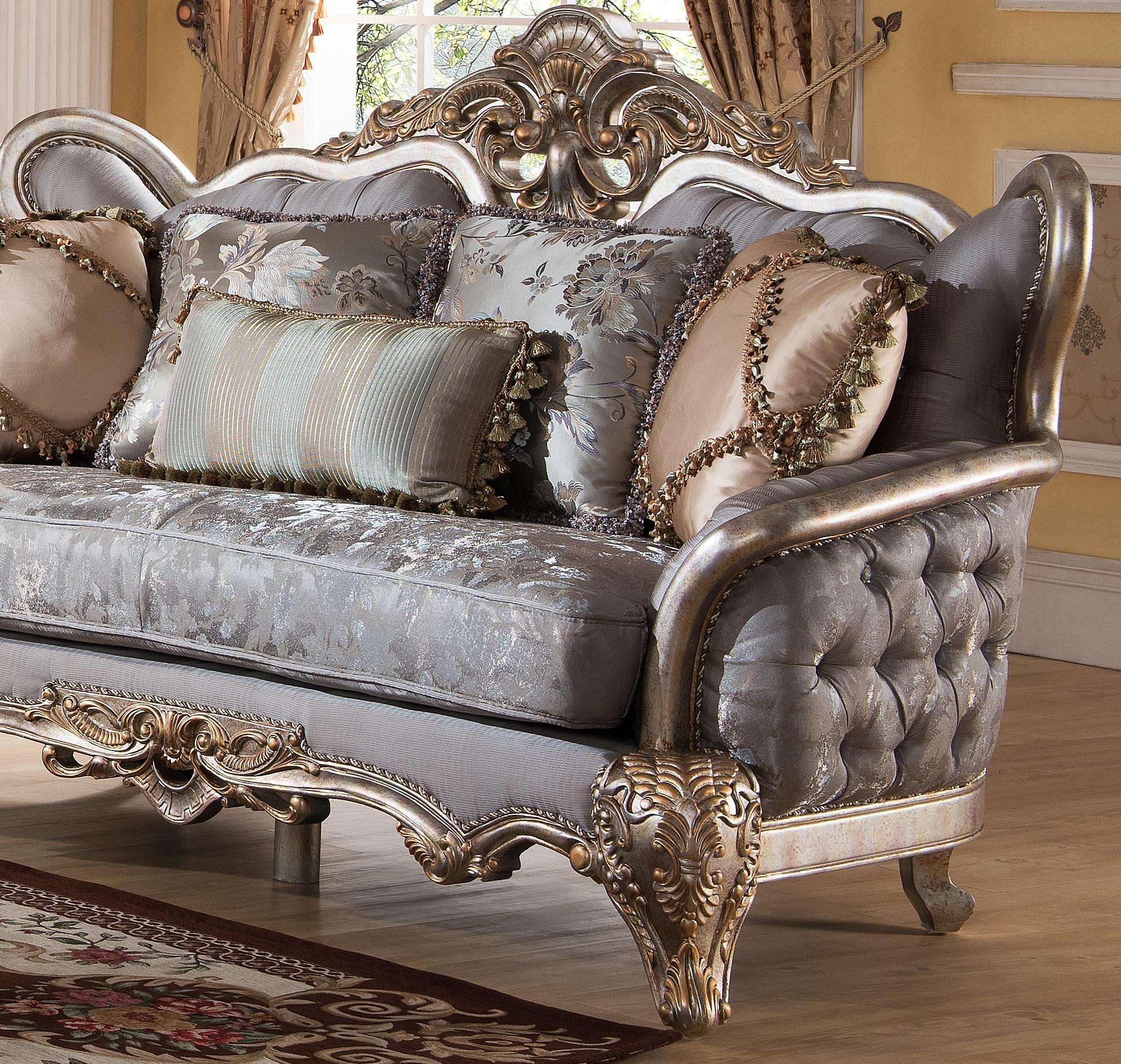 Oprah Traditional Style Loveseat in Metallic finish Wood Cosmos Furniture