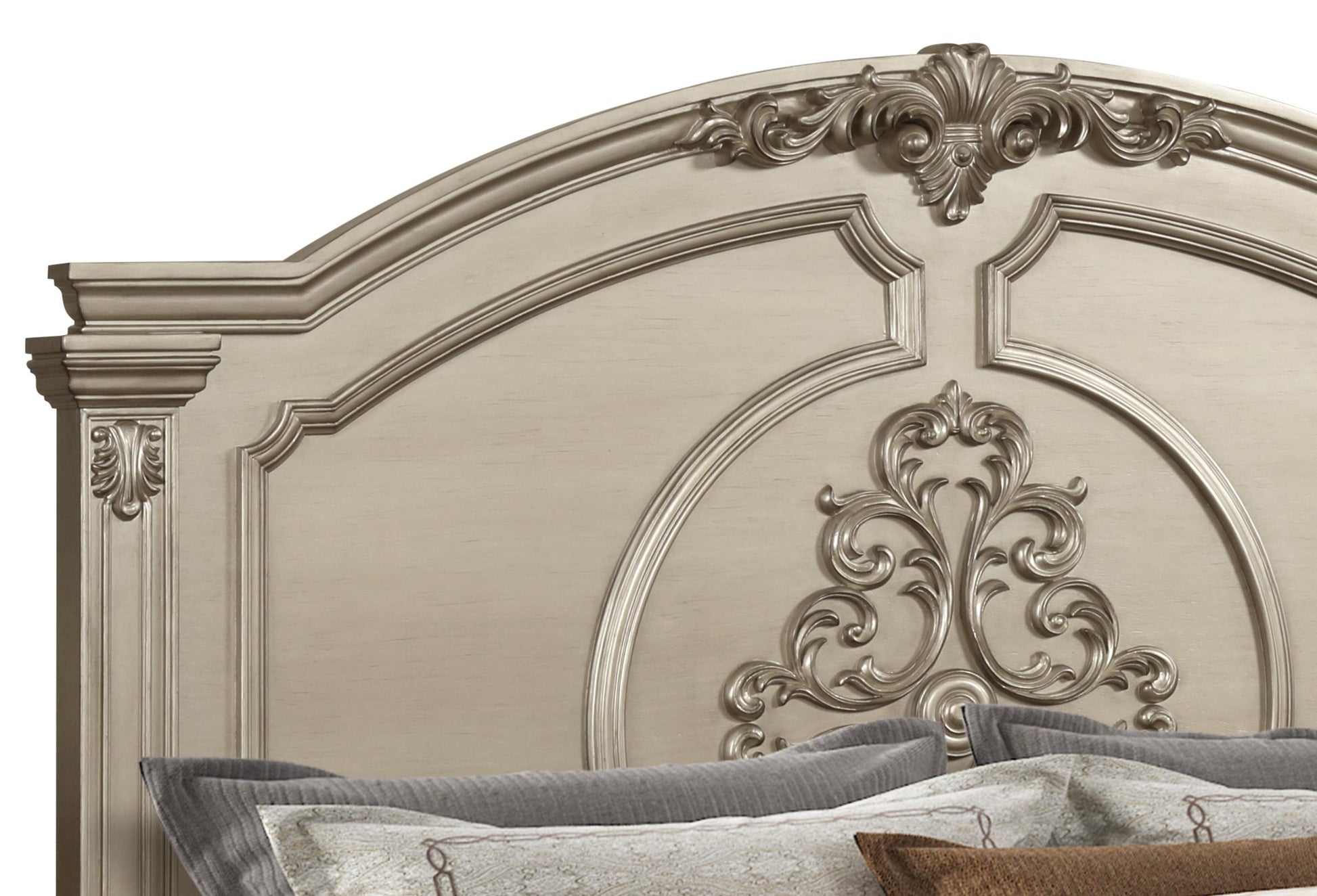 Alicia Transitional Style Queen Bed in Beige finish Wood Cosmos Furniture