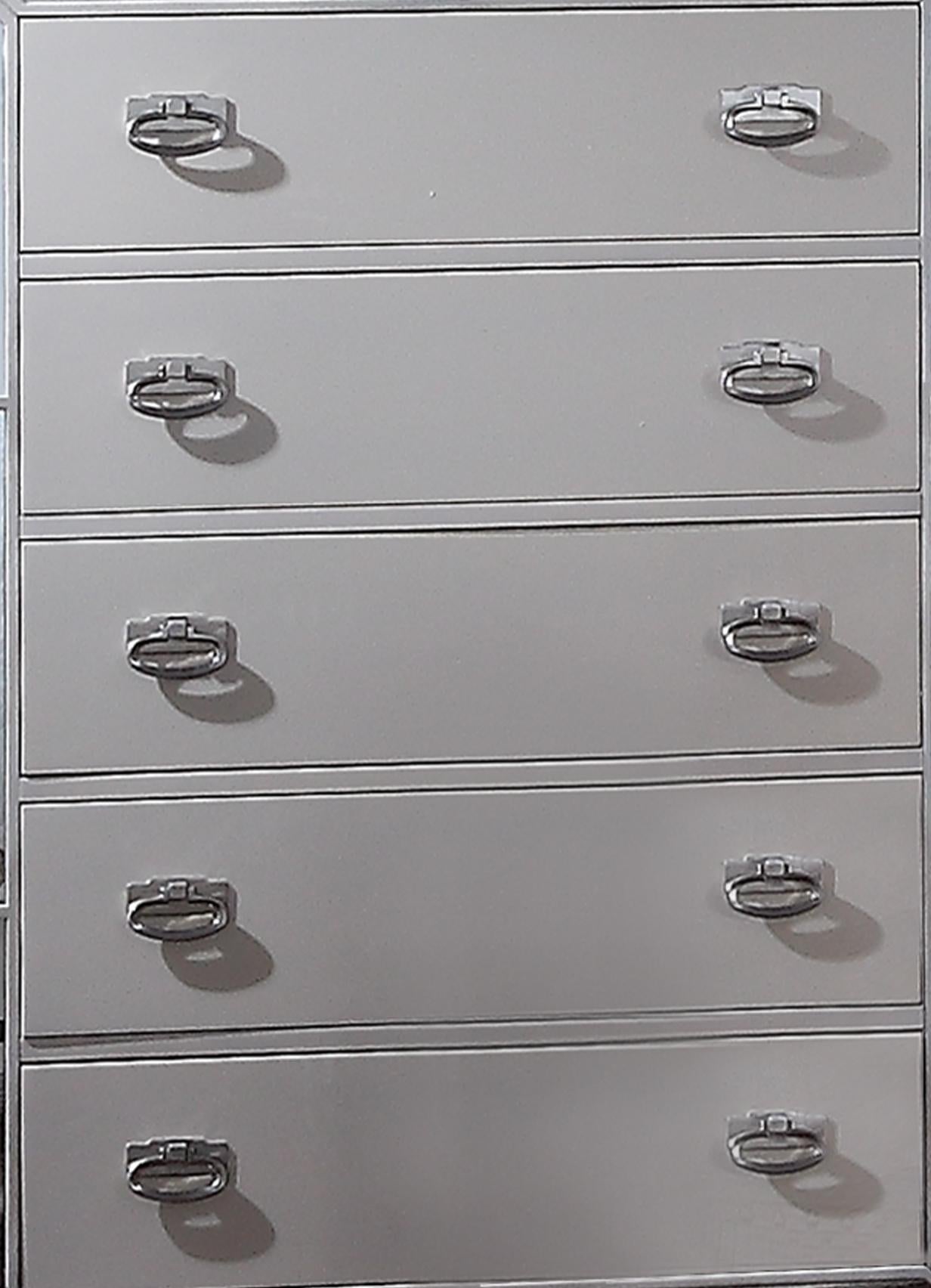 Gloria Contemporary Style Chest in White finish Wood Cosmos Furniture