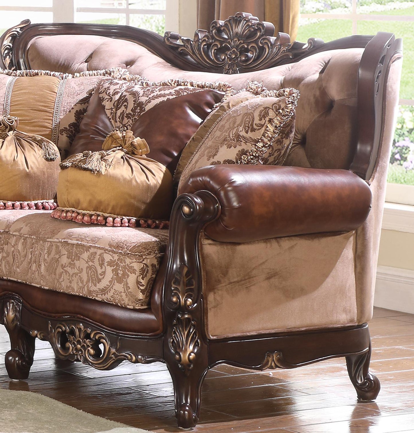 Phoenix Transitional Style Loveseat in Cherry finish Wood Cosmos Furniture