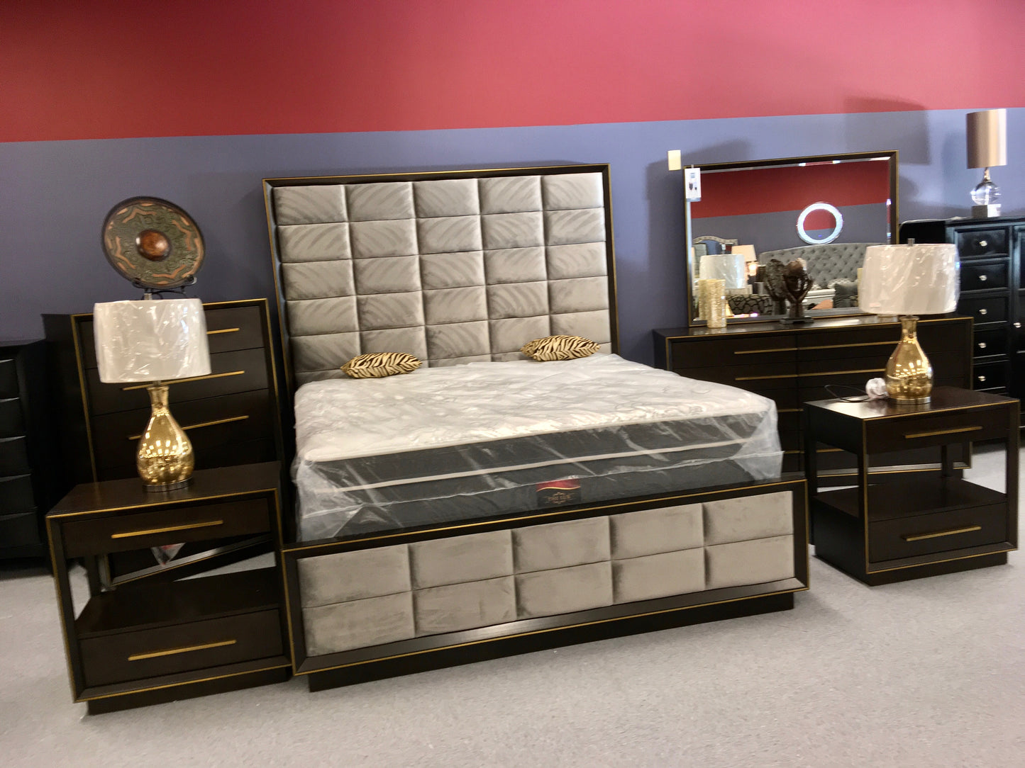 G223263 Durango Designer King Bed in Dark Peppercorn with Inlayed Gold Metal Accents Coaster Z2 Premium