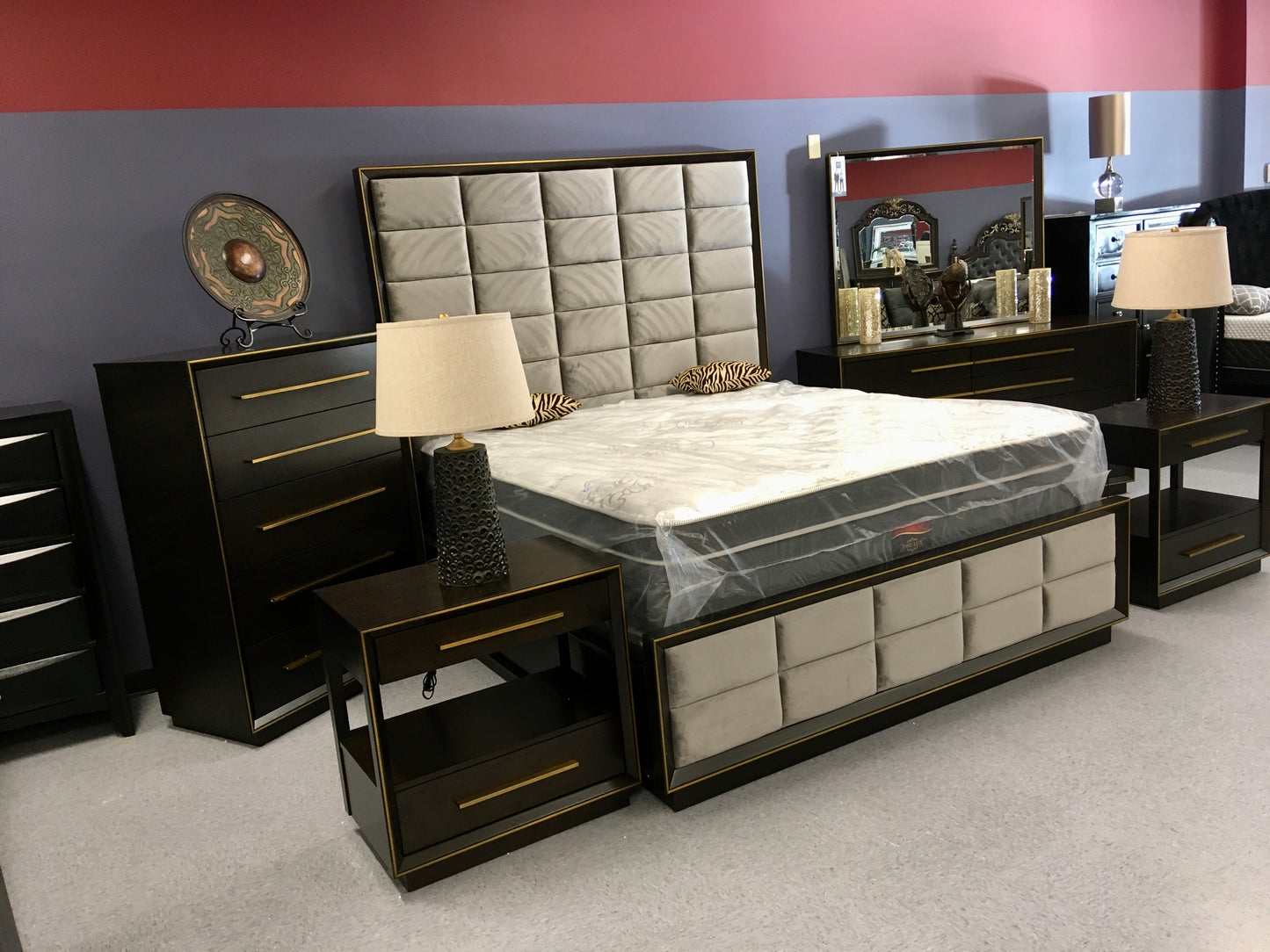 G223263 Durango Designer King Bed in Dark Peppercorn with Inlayed Gold Metal Accents Coaster Z2 Premium