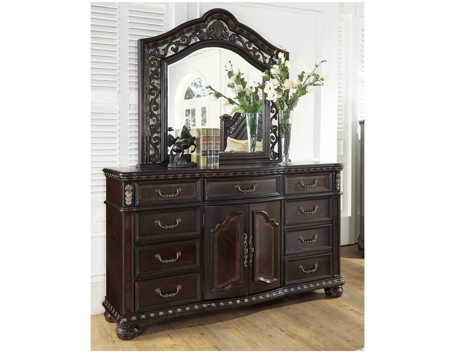 Steve Silver Monte Carlo 9 Drawer Dresser in Cocoa Steve Silver 2