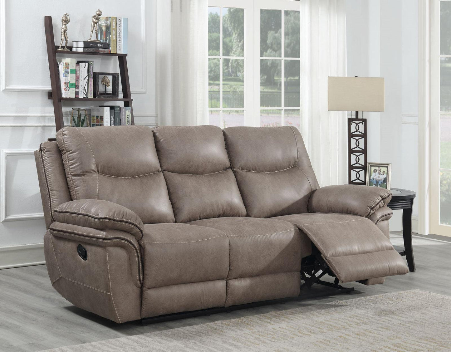 Steve Silver Isabella Manual Reclining Sofa in Sand Steve Silver 2