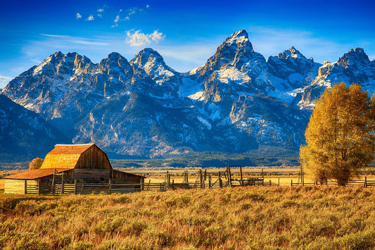 Tempered Glass With Foil - Mountainous Barn - Blue Classy Art