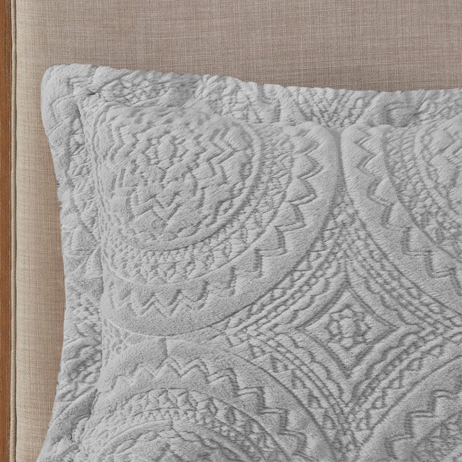 Arya Embroidered 36 " W Medallion Faux Fur Ultra Plush Comforter Mini Set Gray King/Cal King Olliix.com