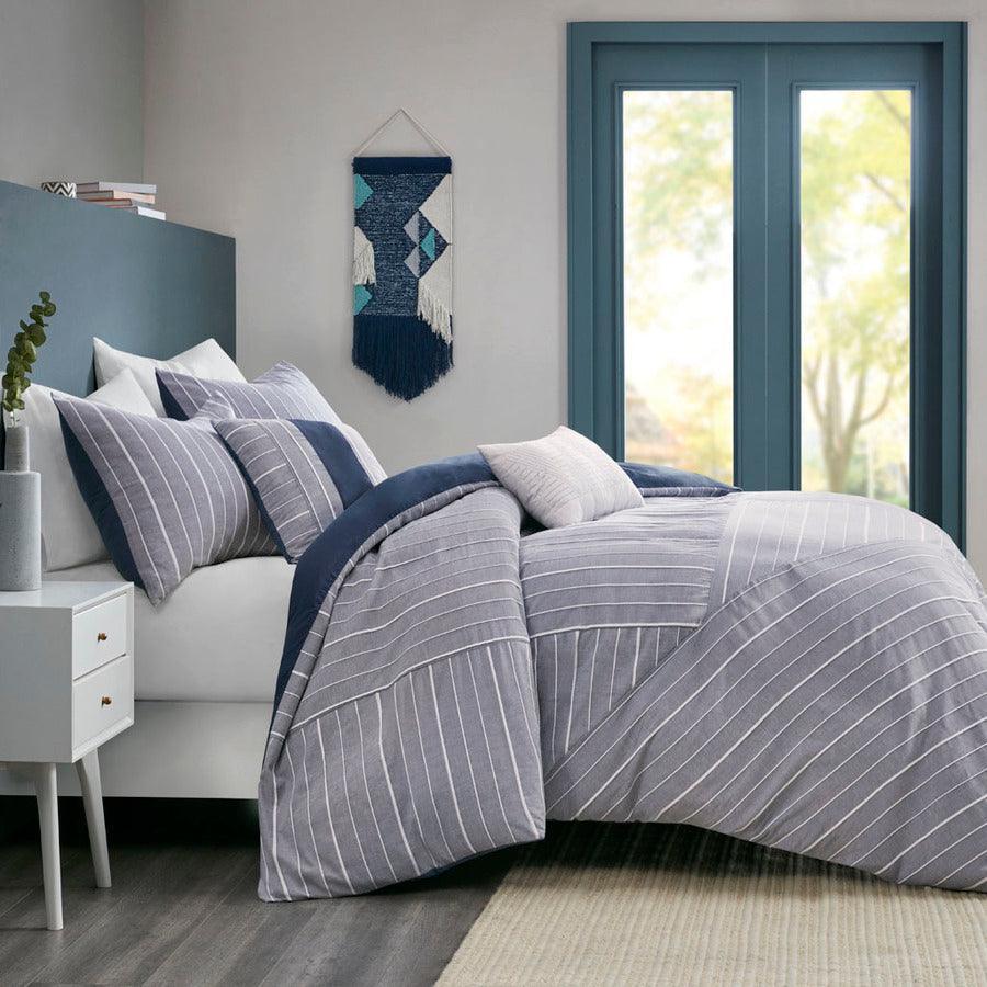 Bergen Modern 5 Piece Cotton Rich Duvet Cover Set Chambray Full/Queen Chambray Indigo Olliix.com