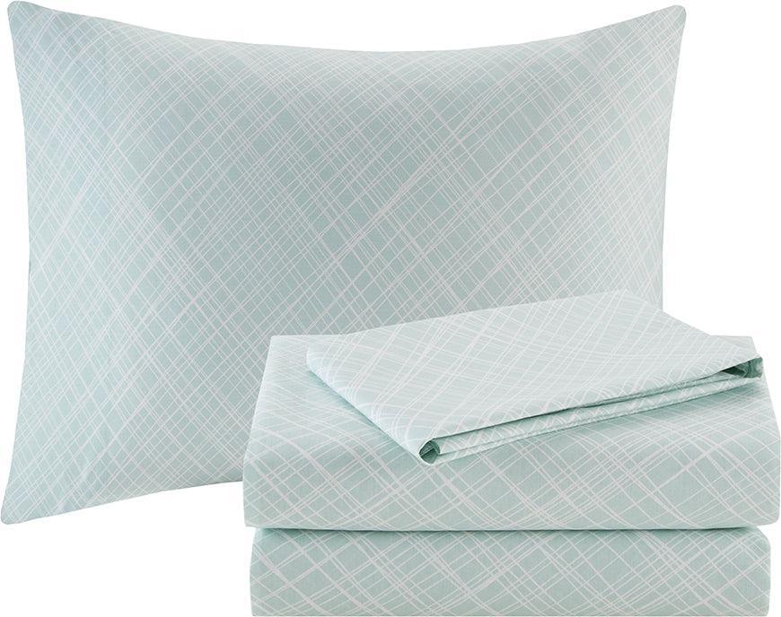 Central Casual Park Complete Comforter and Cotton Sheet Set Coral | Green Twin Olliix.com