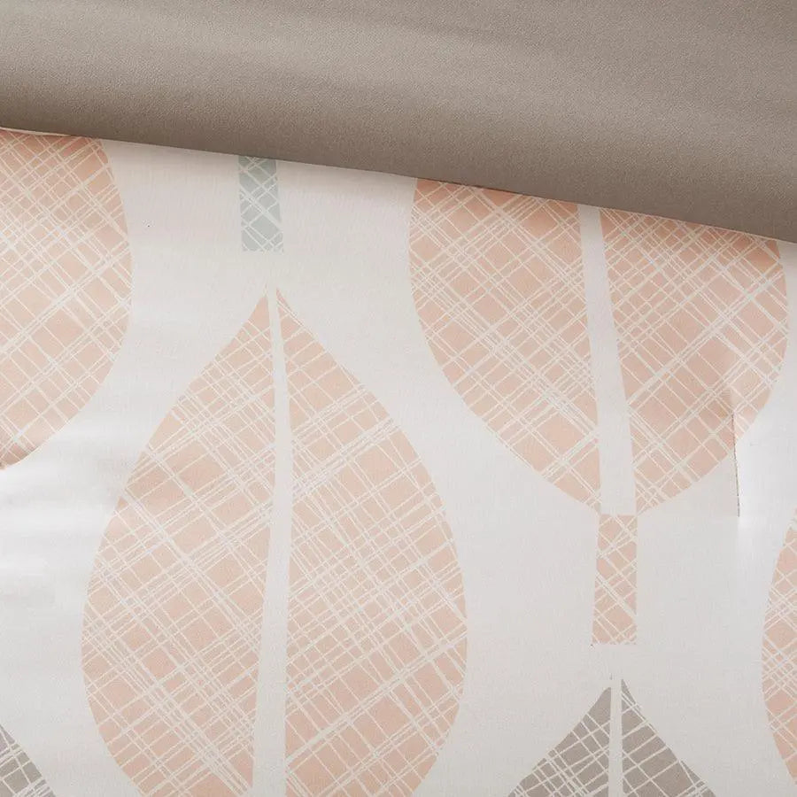 Central Transitional Park Complete Comforter and Cotton Sheet Set Coral | Green King Olliix.com