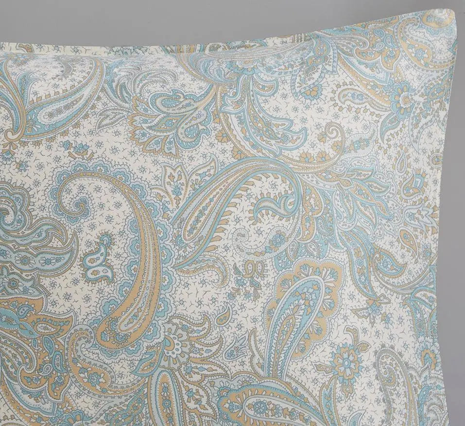 Chelsea King Traditional Comforter Set Multicolor Olliix.com