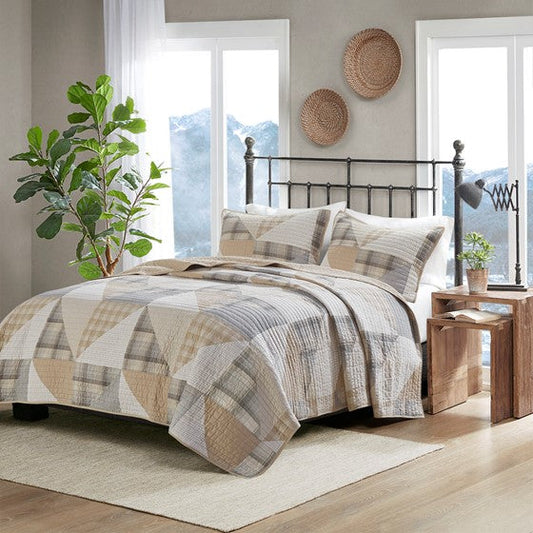 Olsen 3 Piece Oversized Cotton Quilt Set Tan Cal King Olliix.com