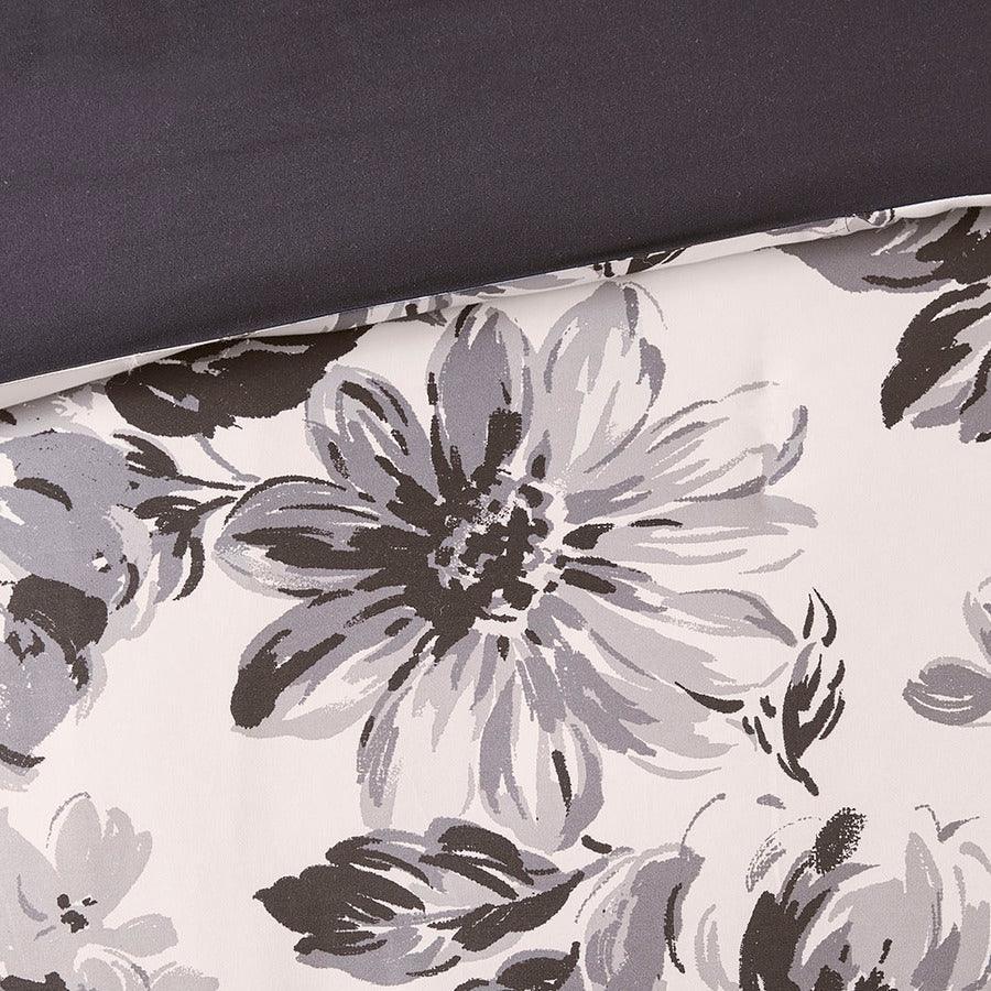 Dorsey King/California King Floral Print Duvet Cover Set Black & White Olliix.com