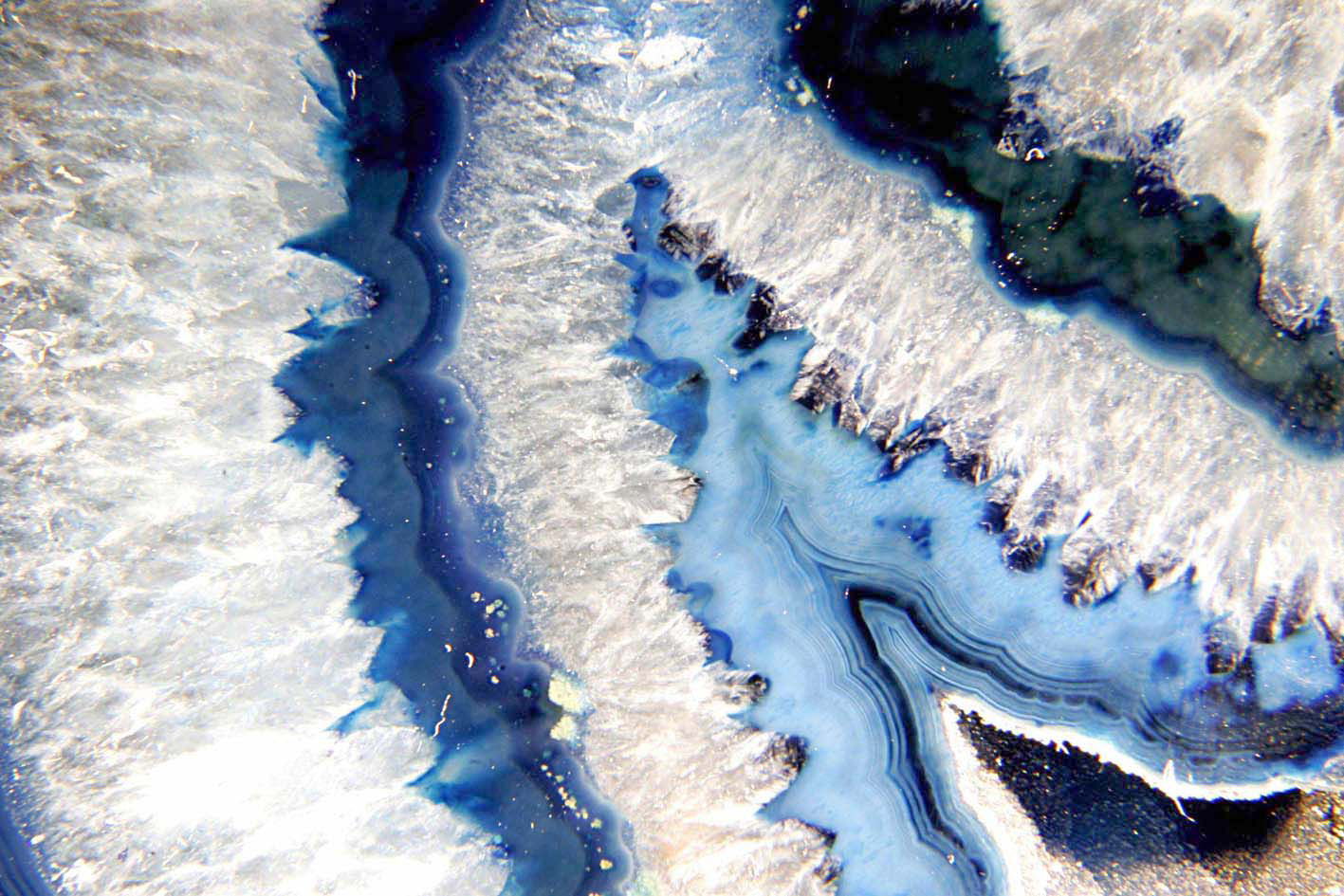 Floating Tempered Glass With Foil - Blue Classy Art