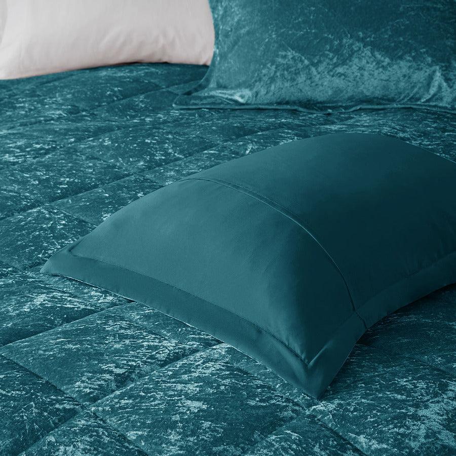 Felicia Full/Queen Comforter (Set) Teal Olliix.com