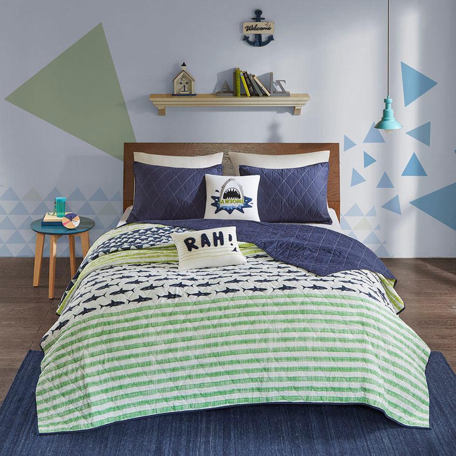 Finn Twin Shark Cotton Reversible Coverlet Set Green & Navy Olliix.com