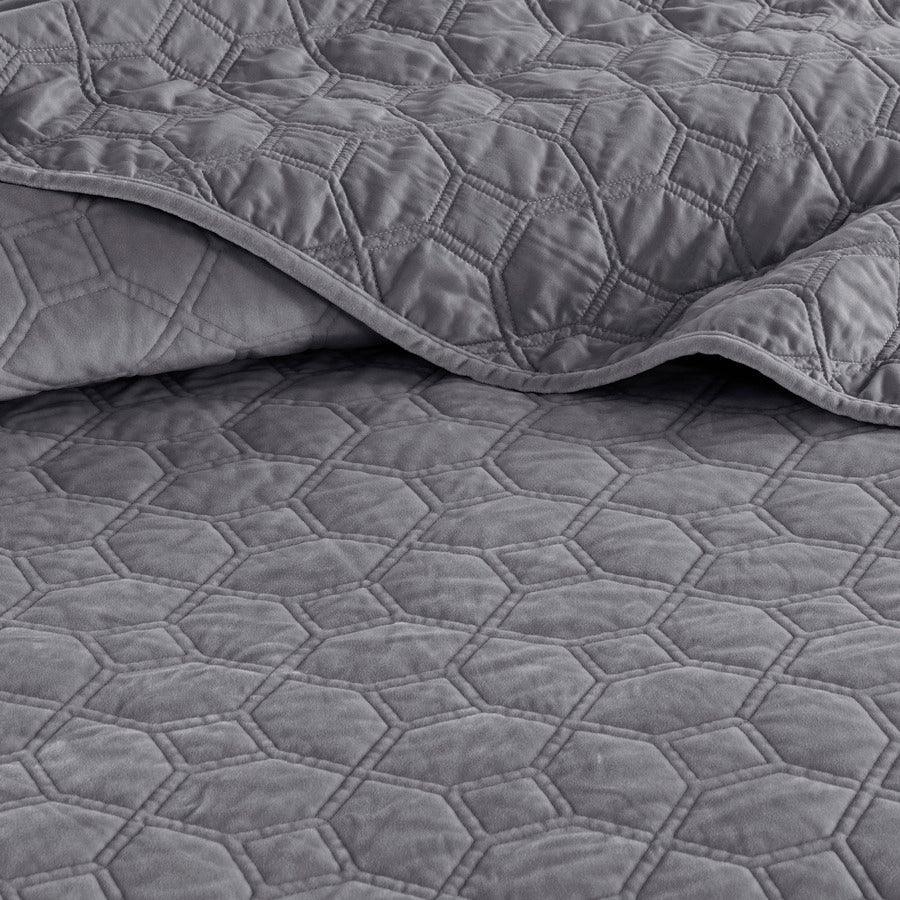 Harper Full/Queen Coverlet & Bedspread  Gray Olliix.com