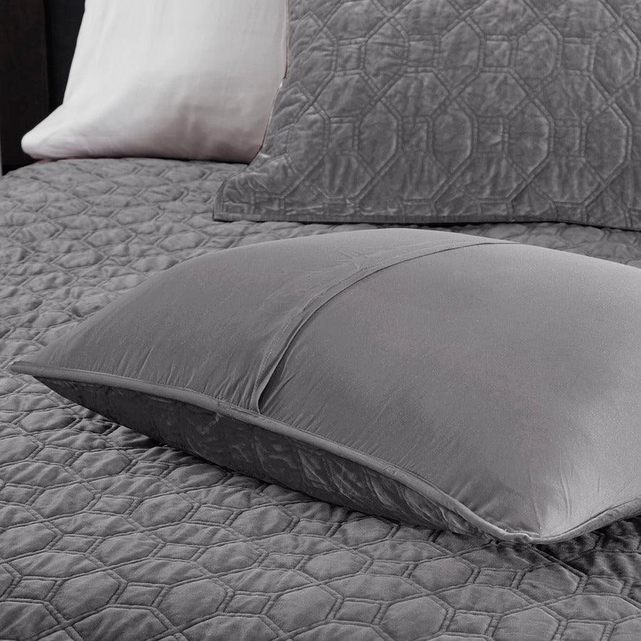 Harper Full/Queen Coverlet & Bedspread  Gray Olliix.com