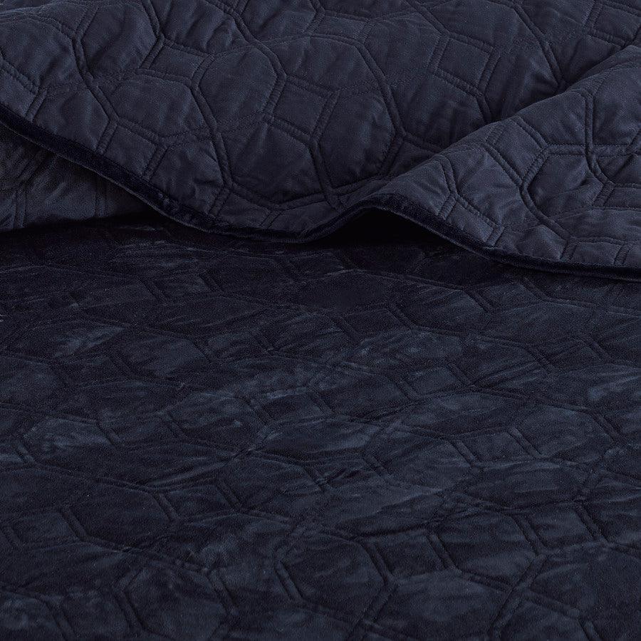 Harper Full/Queen Coverlet & Bedspread Navy Olliix.com