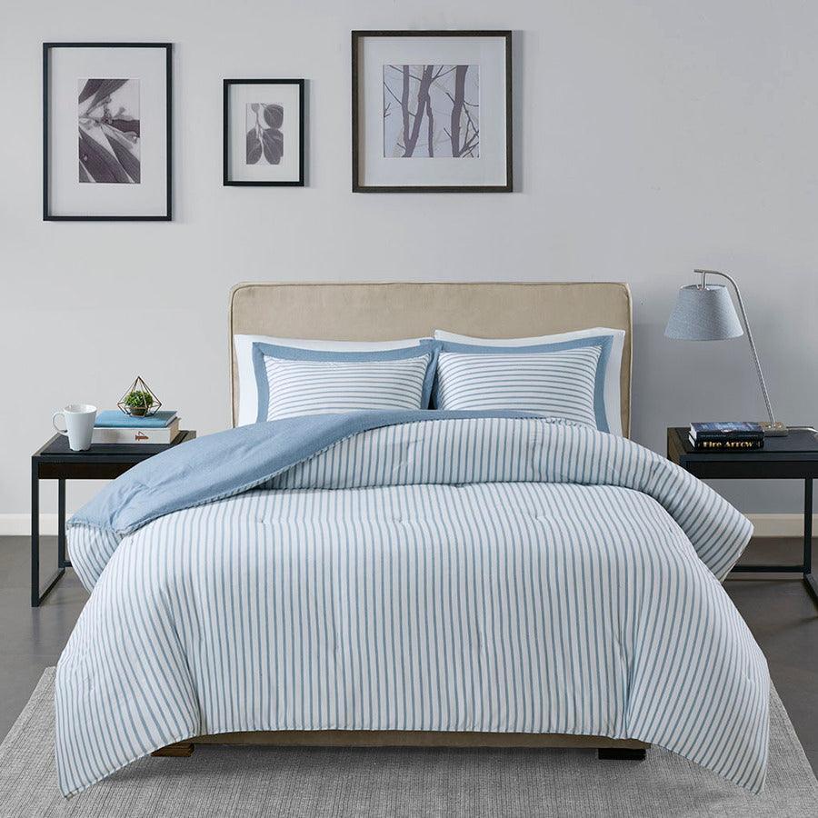 Hayden Reversible 26 " W Yarn Dyed Down Alternative Comforter Set Blue Full/Queen Olliix.com