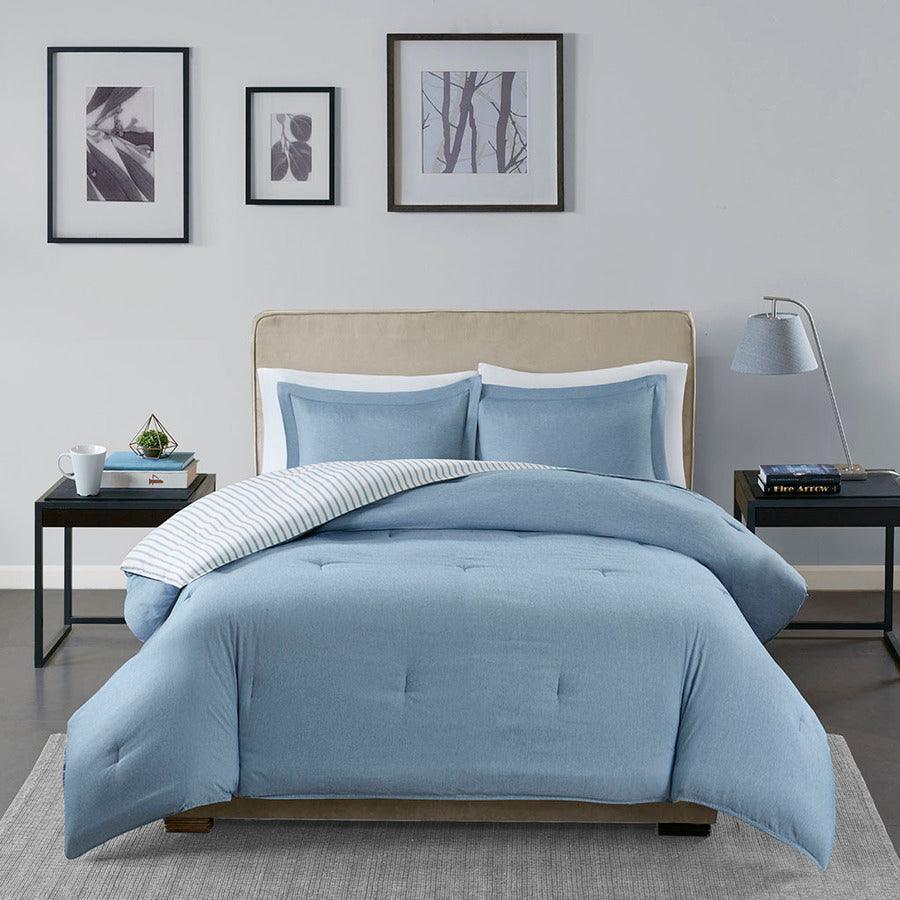 Hayden Reversible 26 " W Yarn Dyed Down Alternative Comforter Set Blue Full/Queen Olliix.com