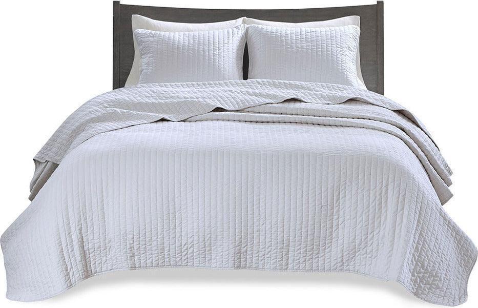 Keaton Full/Queen Reversible Coverlet Set White Olliix.com