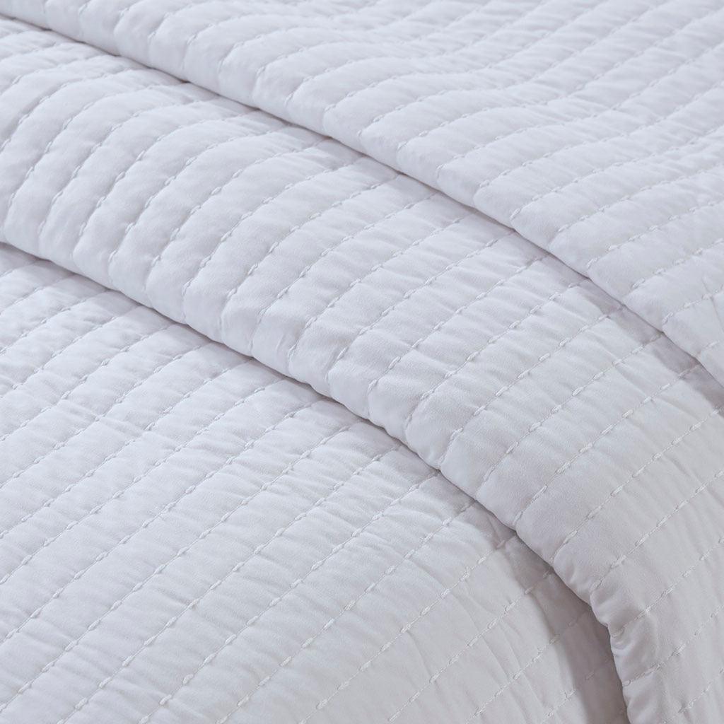 Keaton Twin/Twin XL 2-Piece Reversible Coverlet Set White Olliix.com