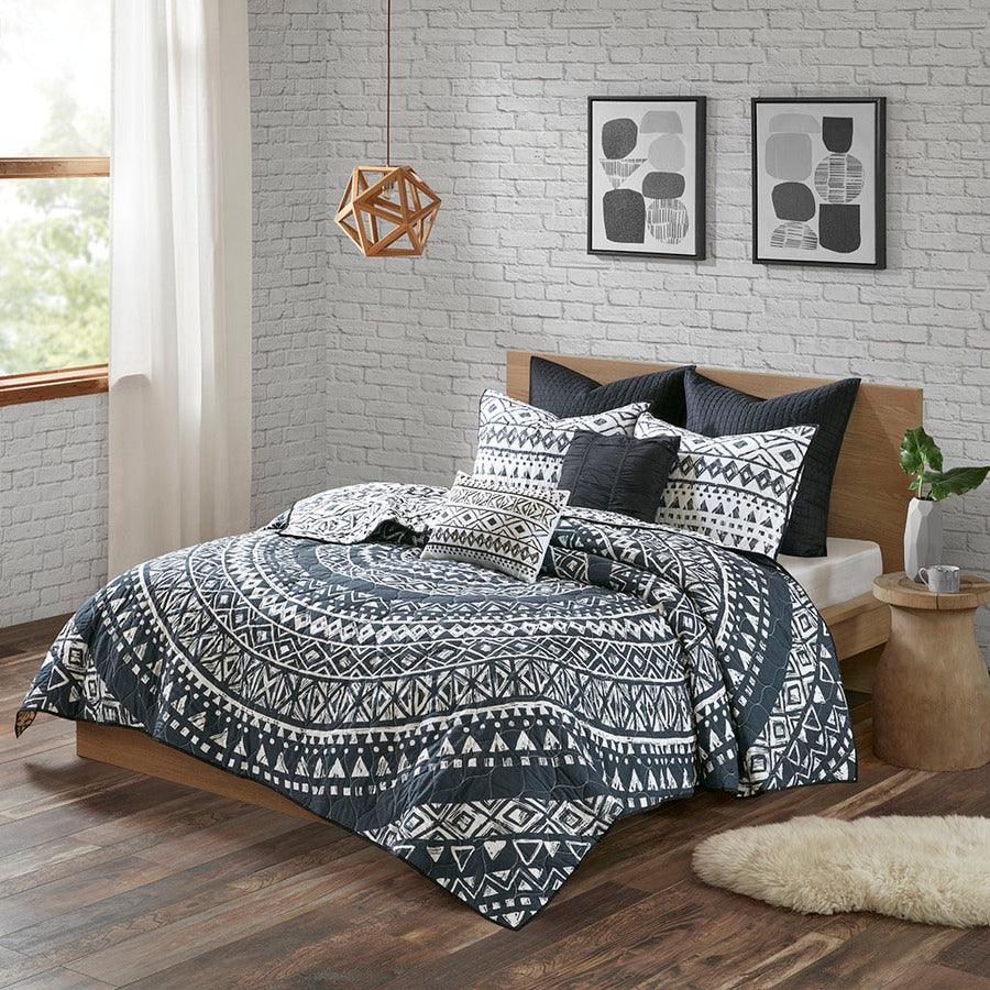 Larisa Global Inspired 7 Piece Cotton Reversible Coverlet Set Full/Queen Black Olliix.com