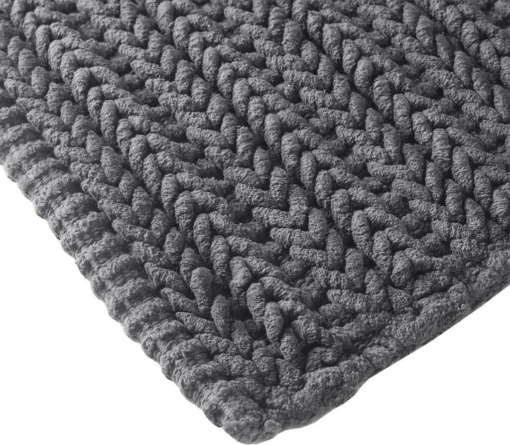 Lasso 17" Bath Rug Charcoal Olliix.com